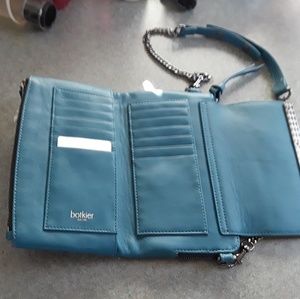 Soho chain clutch/wallet.